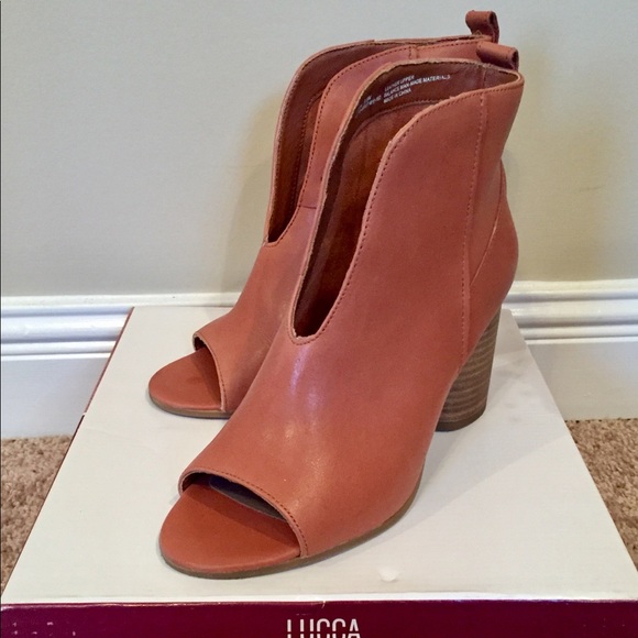 Lucca Lane Sienna Booties - Picture 1 of 8